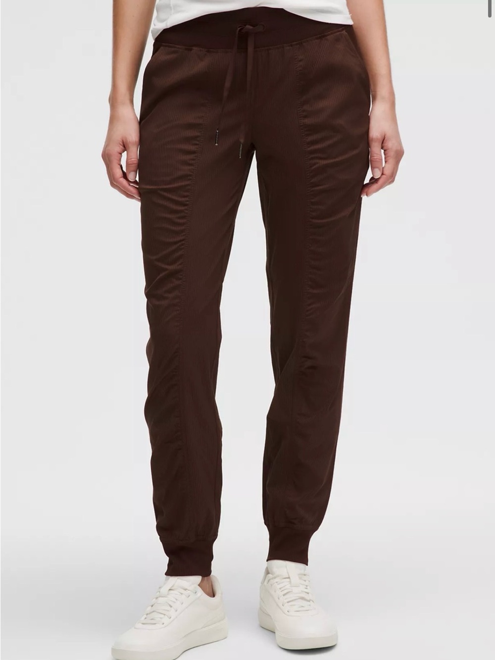 Dance Studio Mid-Rise Jogger *Full Length